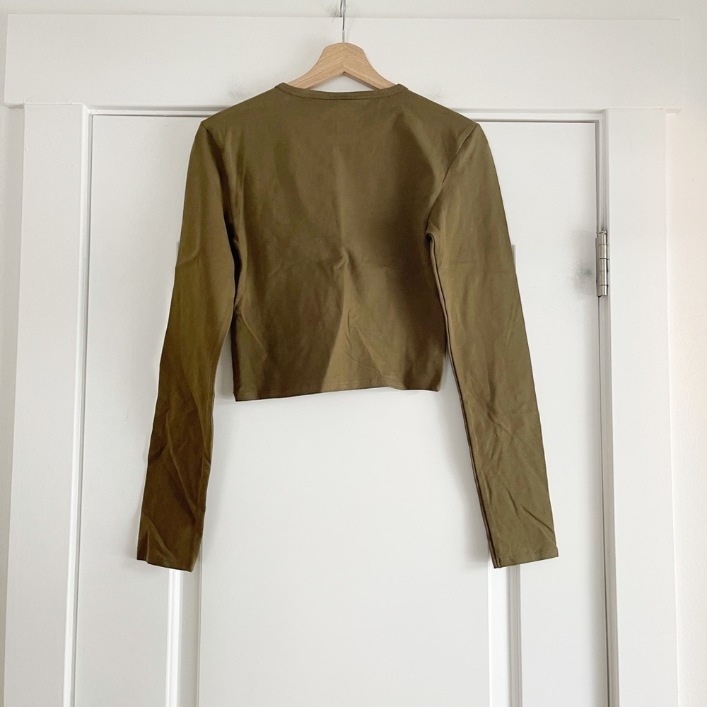 Urban Outfitters BDG Iets Frans Long Sleeve Cropped Tee - Picture 5 of 5